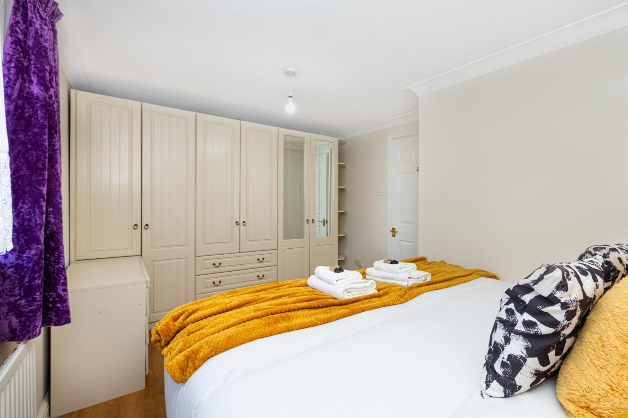 Charming 1Br Flat, Canning Town, Excel, City Hall لندن المظهر الخارجي الصورة